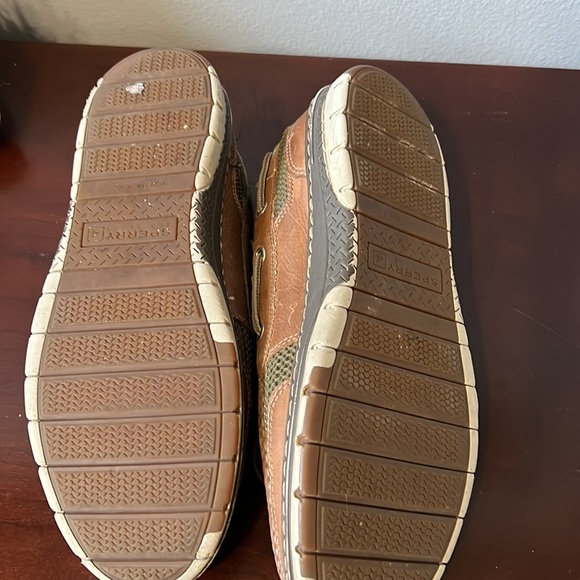 Sperry Boat Shoes - Picture 4 of 4